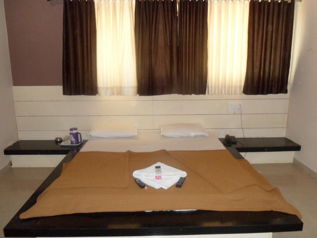 Hotel Canada Palace Batwa Экстерьер фото